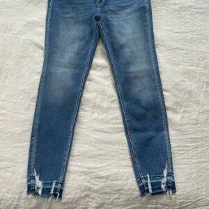 Vervet Amber Skinny Jeans NWT